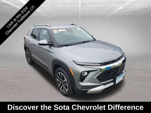 Used 2024 Chevrolet TrailBlazer LT w/ LT Cold Weather Package FWD image 1
