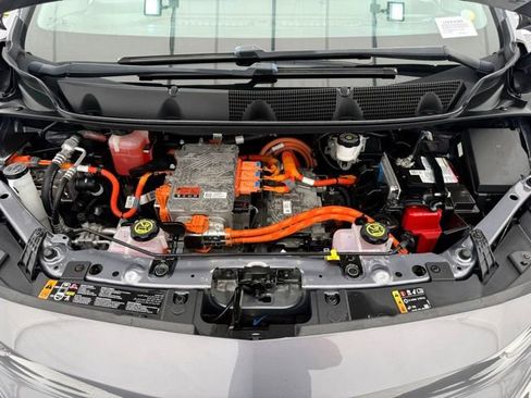 Used 2023 Chevrolet Bolt LT FWD image 8