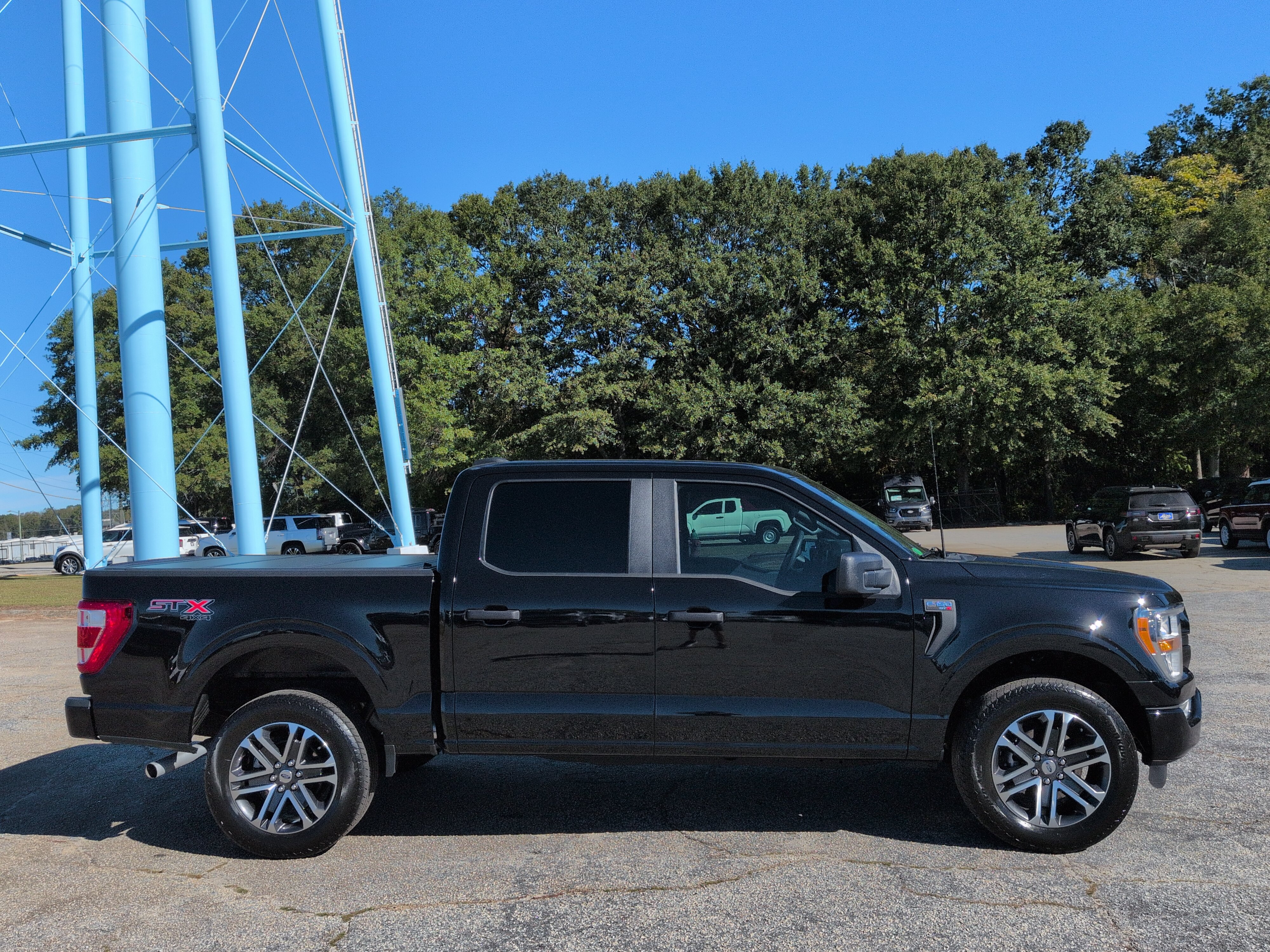 Certified 2022 Ford F150 XL w/ STX Appearance Package AWD/4WD image 2