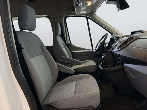 Used 2019 Ford Transit 350 XLT RWD image 25