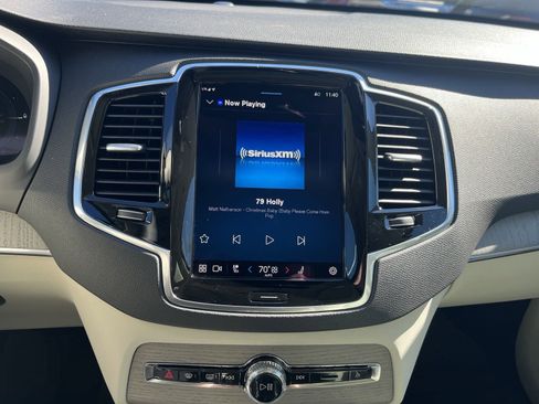 Certified 2025 Volvo XC90 T8 Plus w/ Protection Package Premier image 26