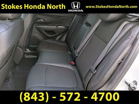 Used 2021 Buick Encore Preferred w/ Safety Package FWD image 19