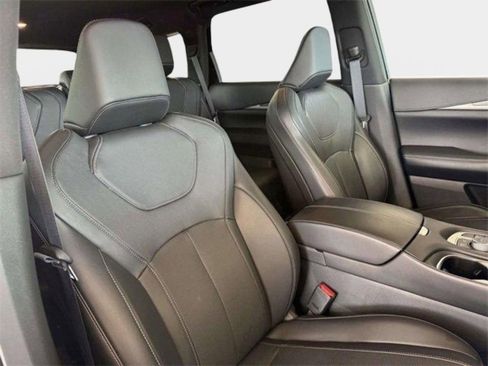 Used 2025 INFINITI QX60 Luxe image 53