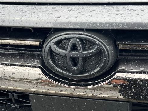 Used 2021 Toyota 4Runner Nightshade image 10