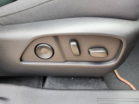 New 2026 GMC Terrain AT4 w/ Convenience Package III image 40