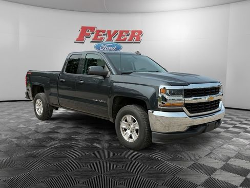 Used 2018 Chevrolet Silverado 1500 LT AWD/4WD image 7