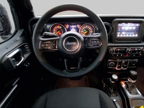 Used 2023 Jeep Wrangler Unlimited Sport AWD/4WD image 7