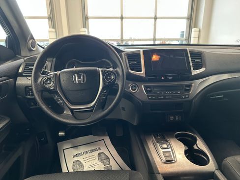 Used 2020 Honda Ridgeline Sport image 16