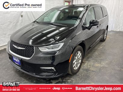 Certified 2024 Chrysler Pacifica Touring-L