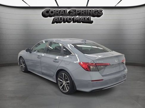 Certified 2023 Honda Civic Touring image 4