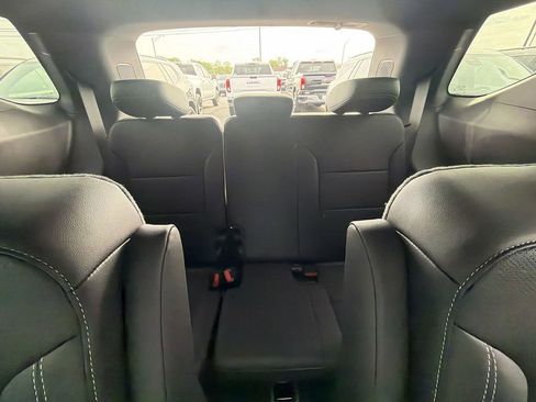 New 2026 Chevrolet Traverse LT FWD image 29