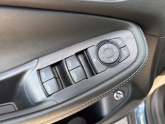 Used 2024 Buick Encore GX Preferred w/ Comfort Package FWD image 17