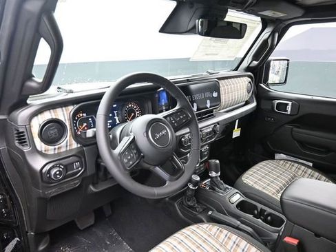 New 2026 Jeep Gladiator Sport AWD/4WD image 11