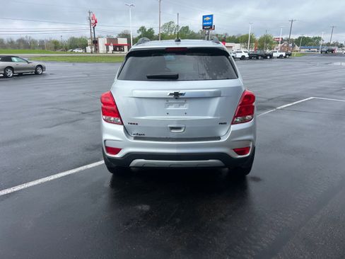 Used 2018 Chevrolet Trax LT w/ Redline Edition AWD/4WD image 4