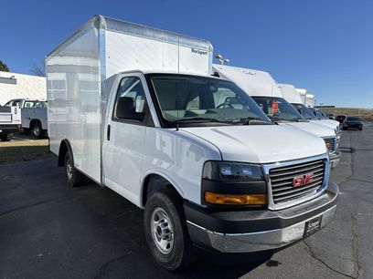 New 2025 GMC Savana 3500 w/ Power Convenience Package