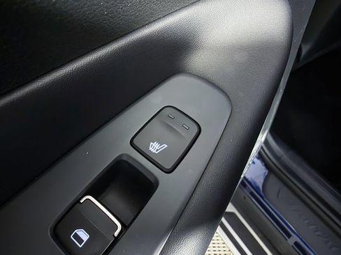 Used 2022 Hyundai Santa Fe Limited AWD/4WD image 36