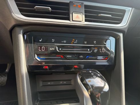 New 2026 Volkswagen Taos SEL AWD/4WD image 15
