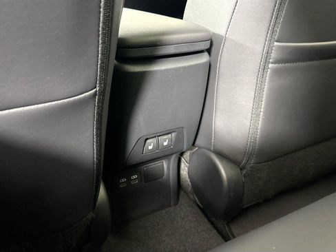 Certified 2024 Toyota Prius Limited w/ Limited Premium Package FWD image 37