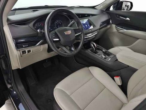 Certified 2023 Cadillac XT4 Premium Luxury image 20