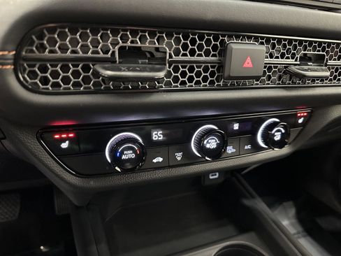 Certified 2025 Honda HR-V Sport image 23