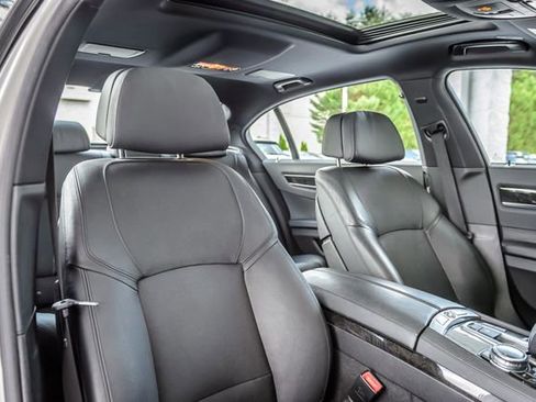 Used 2014 BMW 740Li RWD image 34