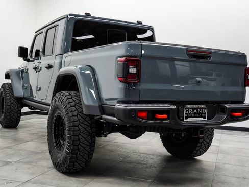 Used 2024 Jeep Gladiator Mojave image 9