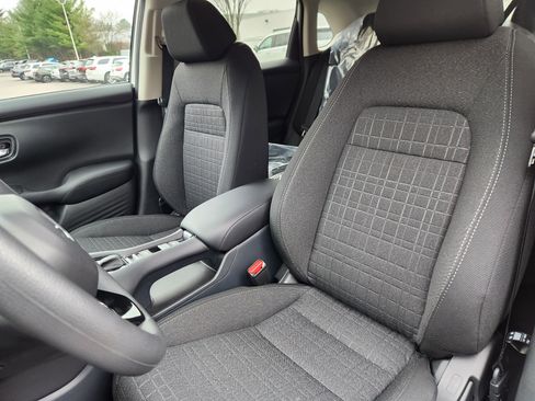 New 2026 Honda HR-V LX image 8