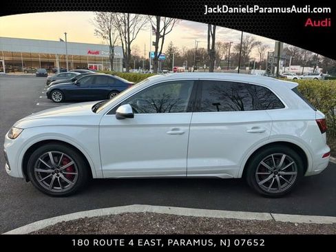Used 2024 Audi SQ5 Premium Plus w/ Premium Plus Package image 7