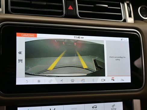 Used 2021 Land Rover Range Rover Westminster Edition image 16