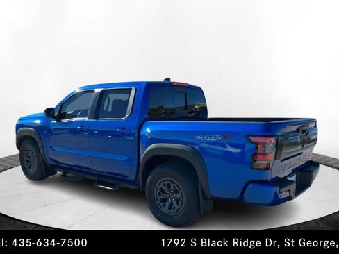 Used 2025 Nissan Frontier PRO-X image 3