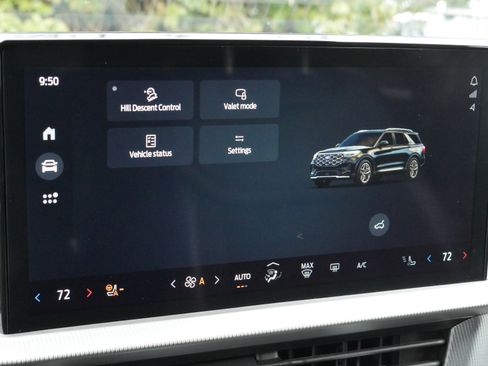 Certified 2025 Ford Explorer ST-Line w/ ST-Line Street Pack image 11