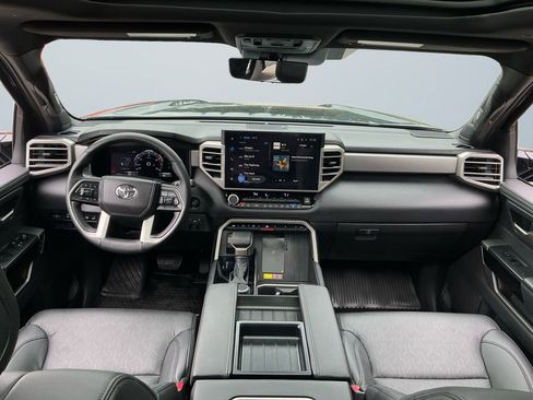 Certified 2025 Toyota Tundra Limited AWD/4WD image 1