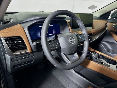 New 2026 Nissan Rogue Platinum w/ Platinum Premium Package image 9