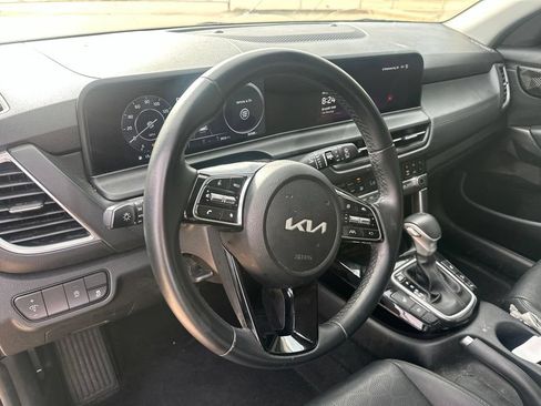 Used 2026 Kia Seltos EX w/ EX Sunroof Package FWD image 9