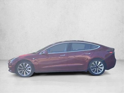 Used 2019 Tesla Model 3 Mid Range RWD image 9