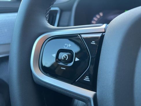 Certified 2026 Volvo XC90 T8 Ultra image 33