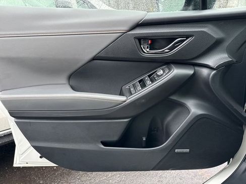 Used 2024 Subaru Crosstrek 2.5i Limited w/ Crosstrek Mirror Package AWD/4WD image 22