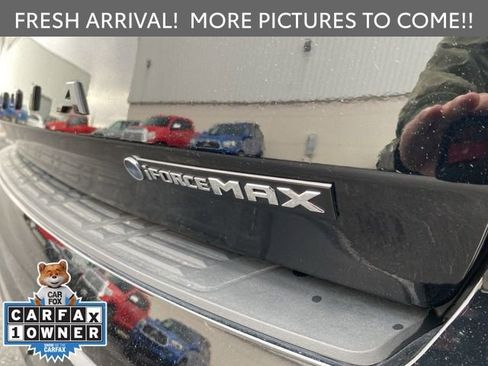 Certified 2025 Toyota Sequoia Platinum image 7