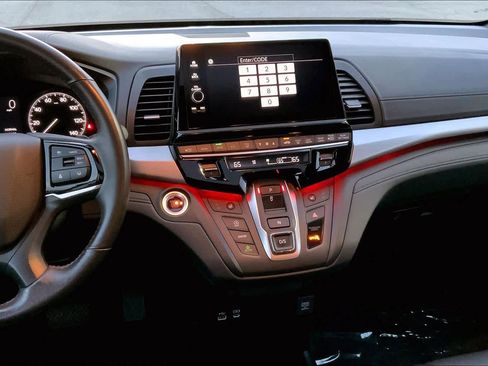 Used 2025 Honda Odyssey Sport-L image 7