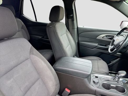 Used 2023 Chevrolet Traverse LT FWD image 27