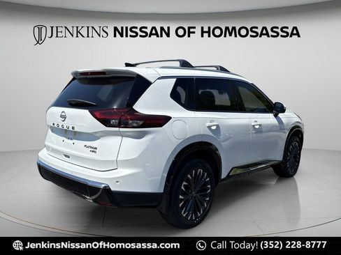 New 2026 Nissan Rogue Platinum w/ Platinum Premium Package AWD/4WD image 3