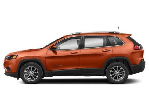 Used 2021 Jeep Cherokee Latitude Plus w/ Mopar Interior Package image 2