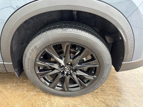 Used 2023 MAZDA CX-5 Carbon Edition image 9