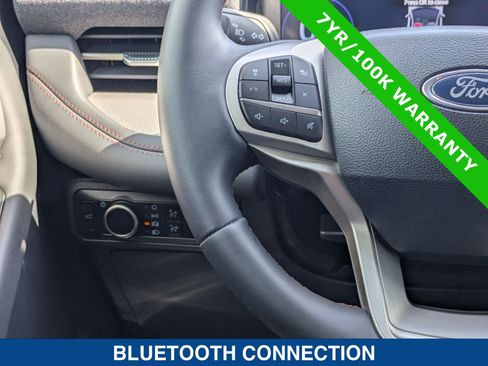 Certified 2025 Ford Explorer Active RWD image 22