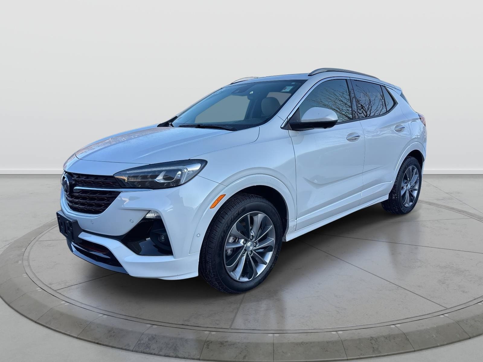 Used 2020 Buick Encore GX Essence w/ Experience Buick Package AWD/4WD image 1