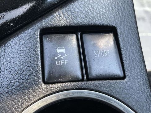Used 2019 Toyota Corolla SE w/ SE Premium Package FWD image 39