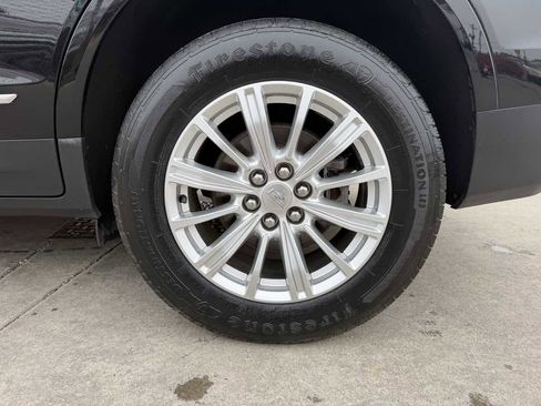 Used 2018 Cadillac XT5 AWD image 9