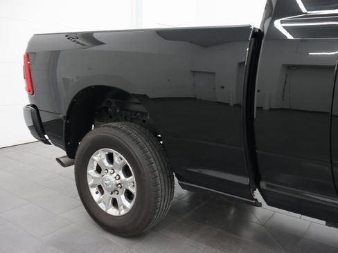 Used 2024 RAM 2500 Laramie AWD/4WD image 25