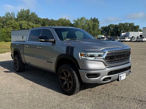 Used 2020 RAM 1500 Limited AWD/4WD image 2