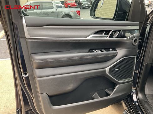 New 2025 Jeep Wagoneer Series II w/ Premium Group I image 16